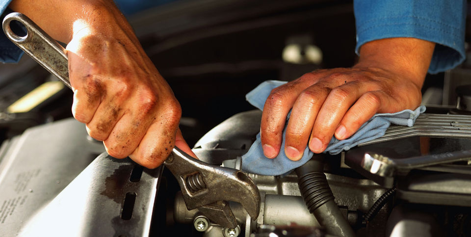 A ONE MECHANIC in Sterling Heights, MI