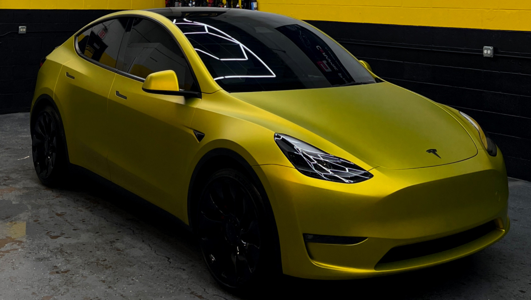 Garage Detailing Studio in Schaumburg, IL (3)