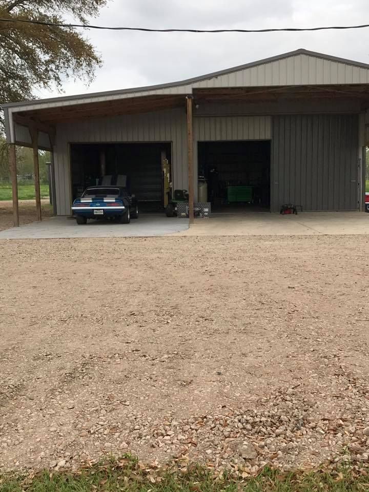 Lowe's Auto Care in Needville, TX (2)