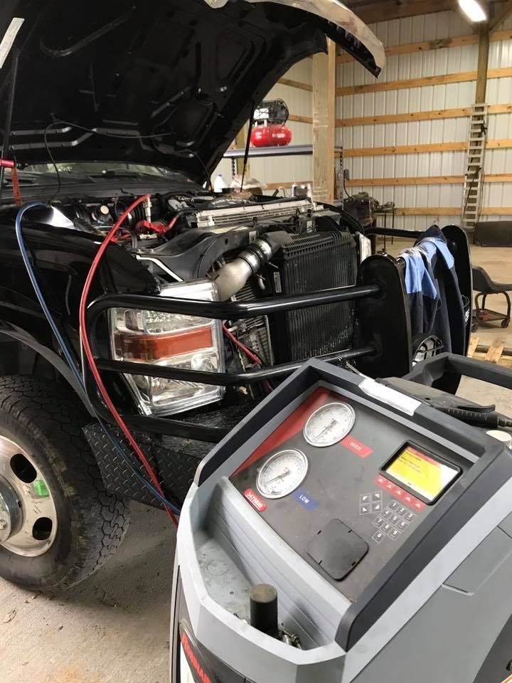 Lowe's Auto Care in Needville, TX (4)