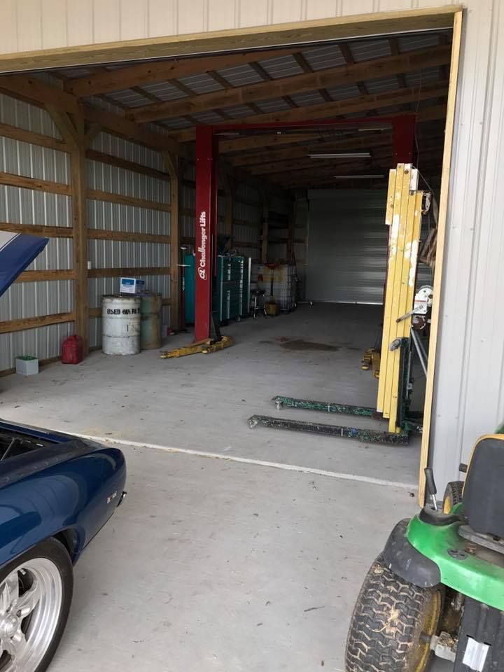 Lowe's Auto Care in Needville, TX (6)