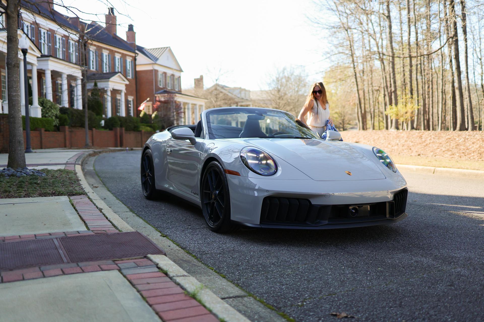 Porsche West Houston in Houston, TX