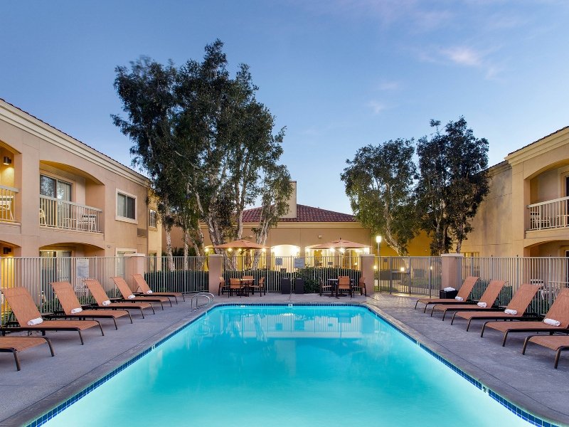 Sonesta Select Camarillo in Camarillo, CA (6)