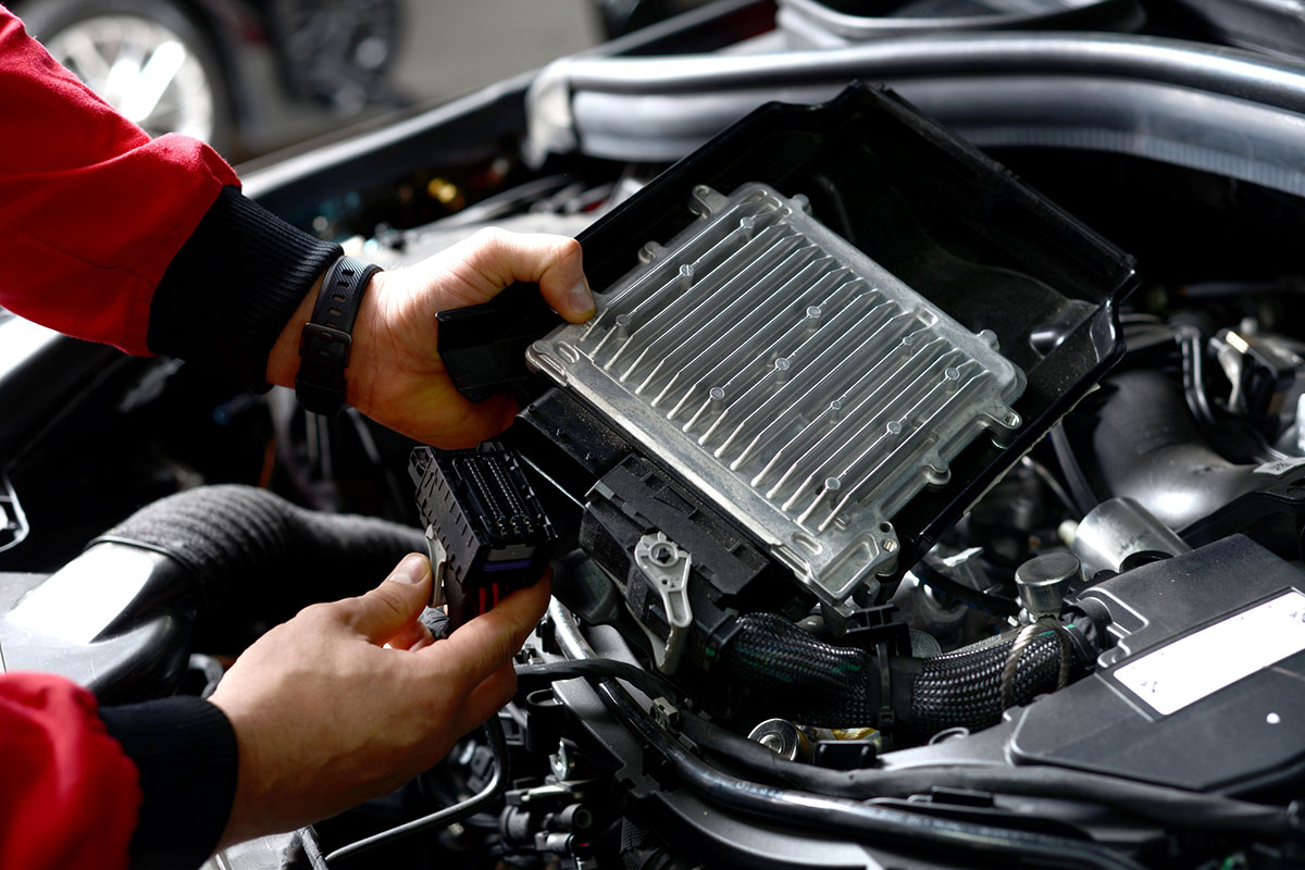 Clarks Auto Repair Transmission Service - Automatic Transmission Repair Shop, Digital Engine Diagnostic in Gainesville TX in Gainesville, TX