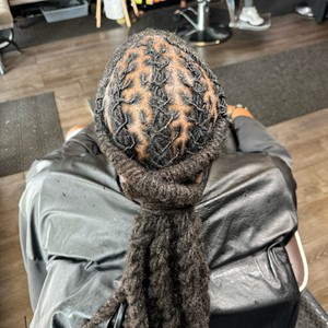 The Dopest Dreader Salon in Columbus, OH