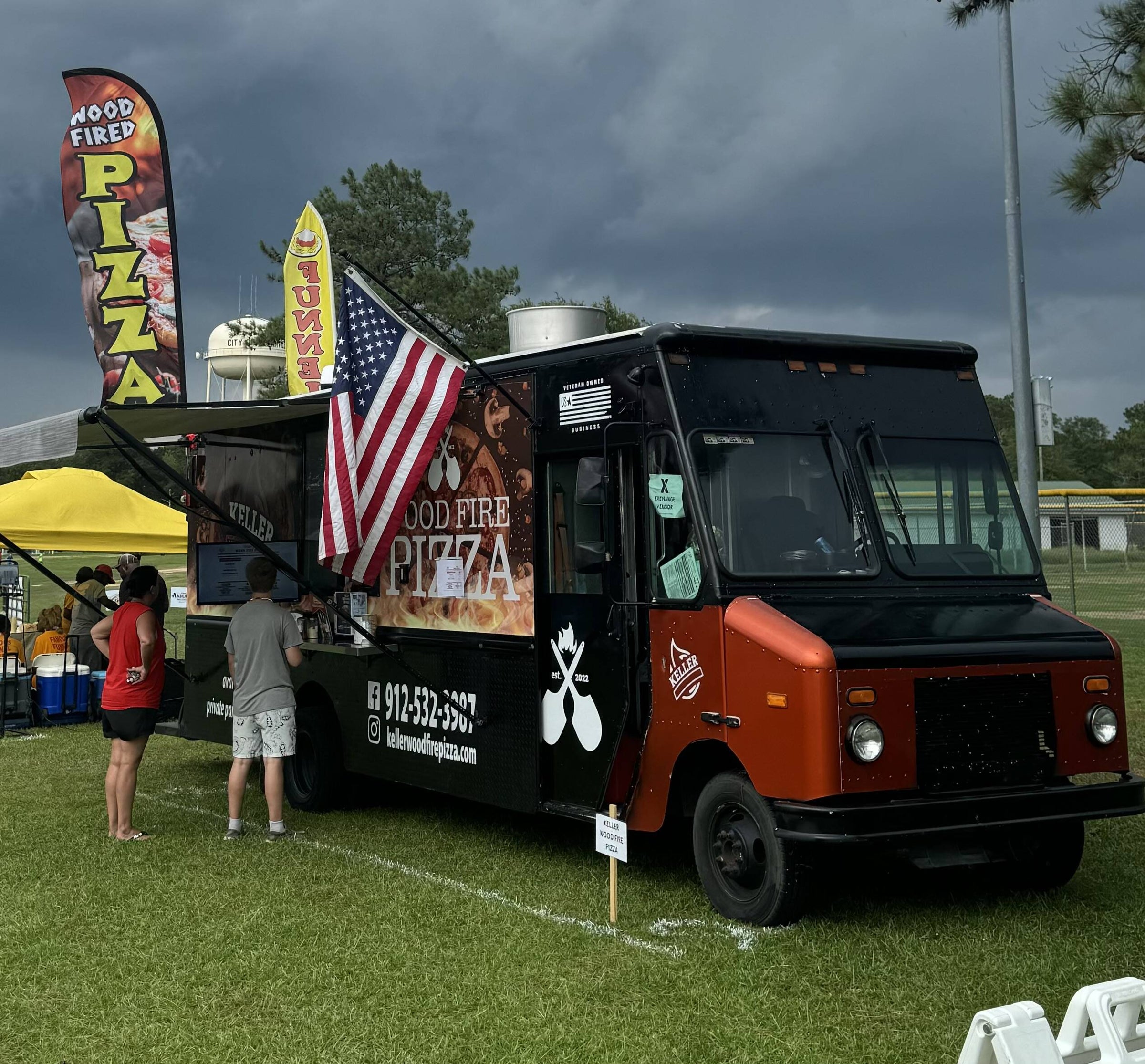 Keller Wood Fire Pizza in Richmond Hill, GA