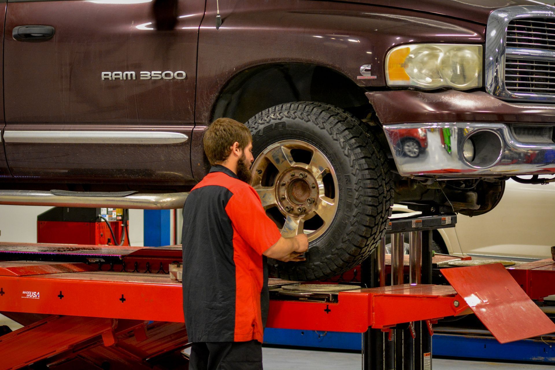 Larry's Automotive Repair in Newburgh, IN (3)