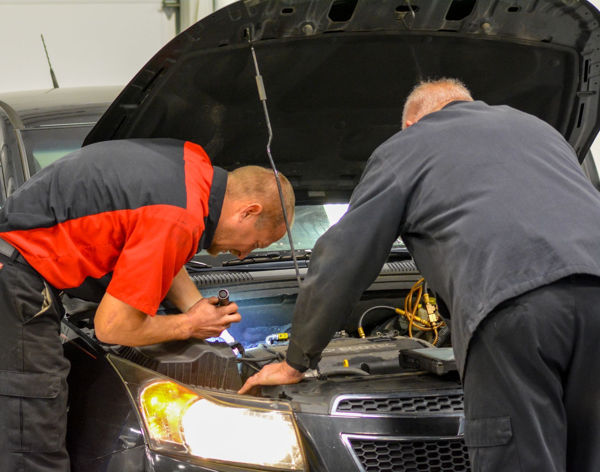 Larry's Automotive Repair in Newburgh, IN (4)