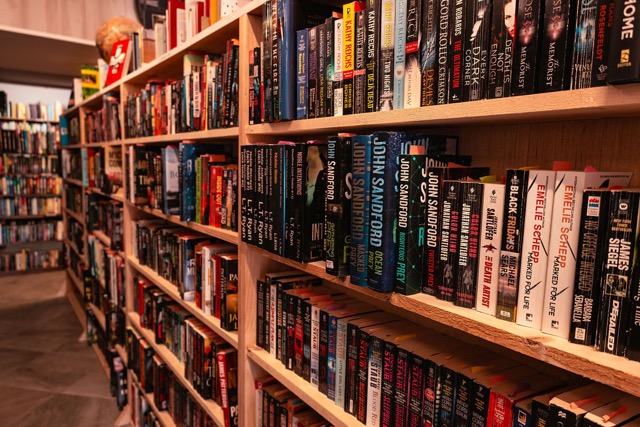 Wilson's Book World in St. Petersburg, FL (5)