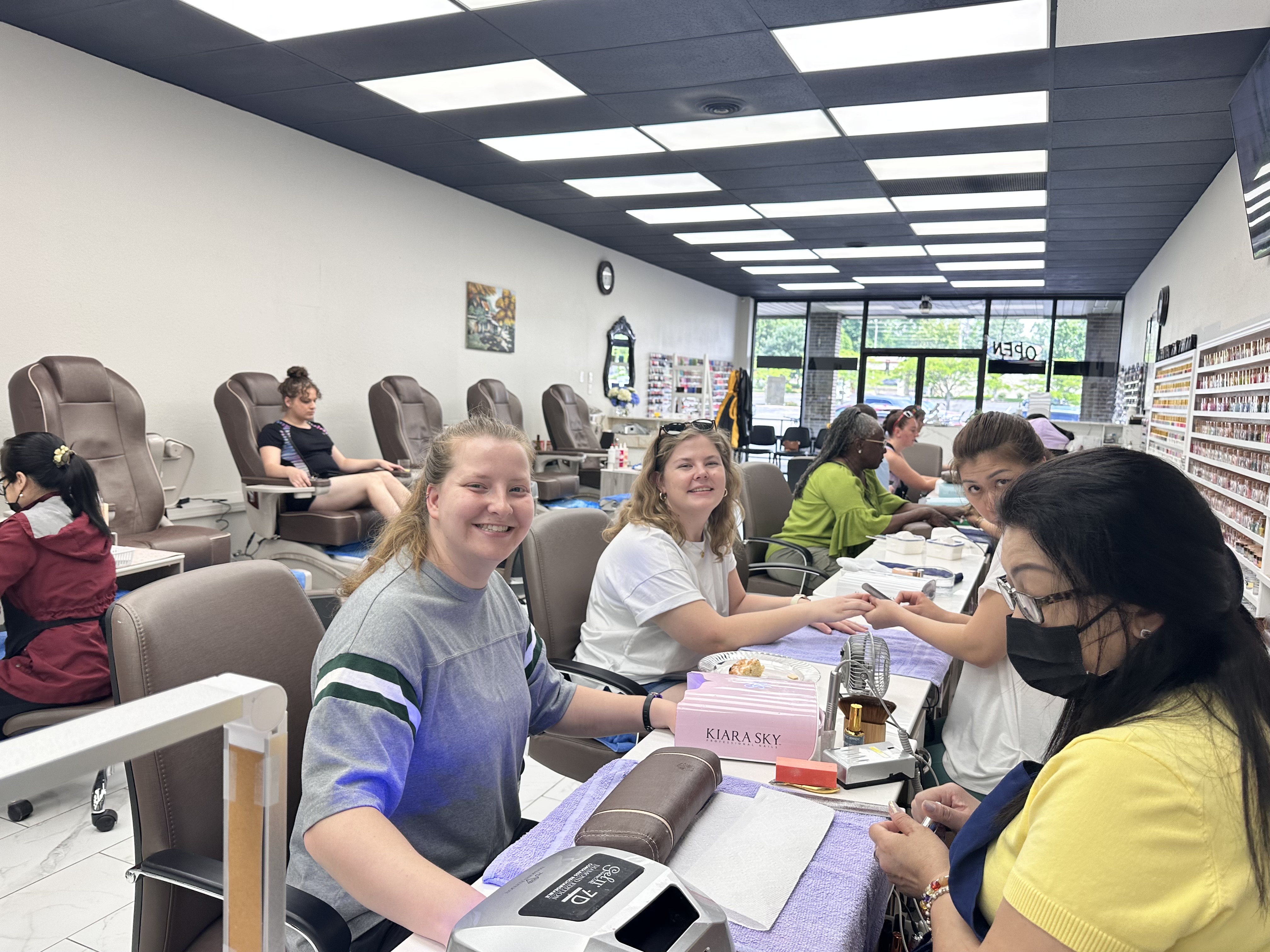 Nail World LK LLC Bloomington in Bloomington, IN (5)