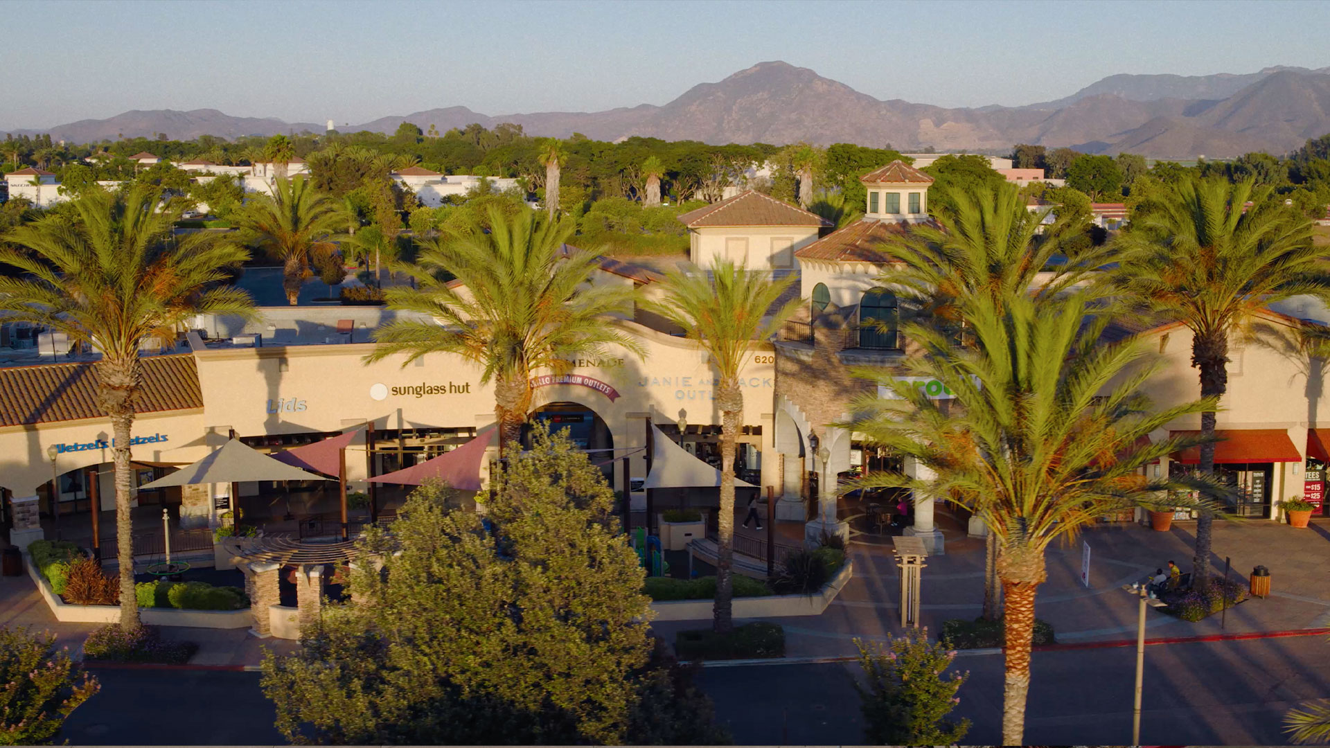 Camarillo Premium Outlets in Camarillo, CA (2)