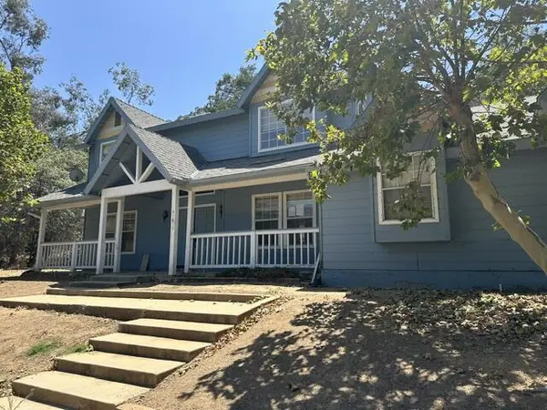 ERA Valley Pro Realty / Hector Martinez & Alicia Martinez in Visalia, CA (2)