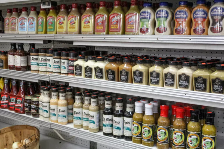 Dutch Pantry (Bulk Foods, Bakery, Deli, Made-to-Order Sandwiches) in Odon, IN (5)