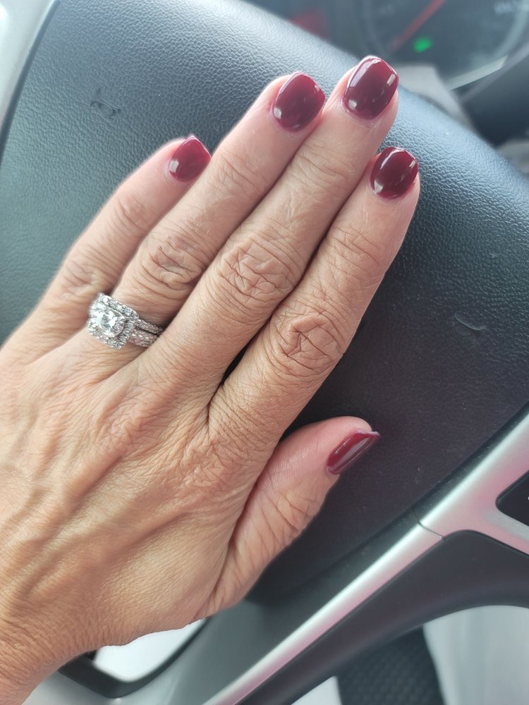 Sally Nails in Plainfield, IN (6)