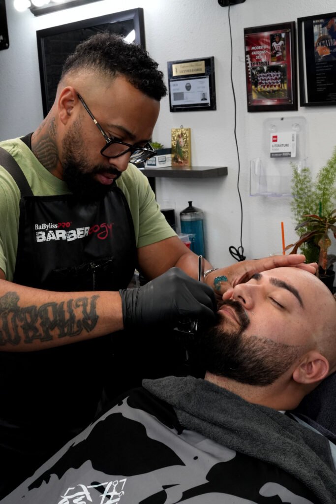 Traditions Barbershop in Modesto, CA (3)
