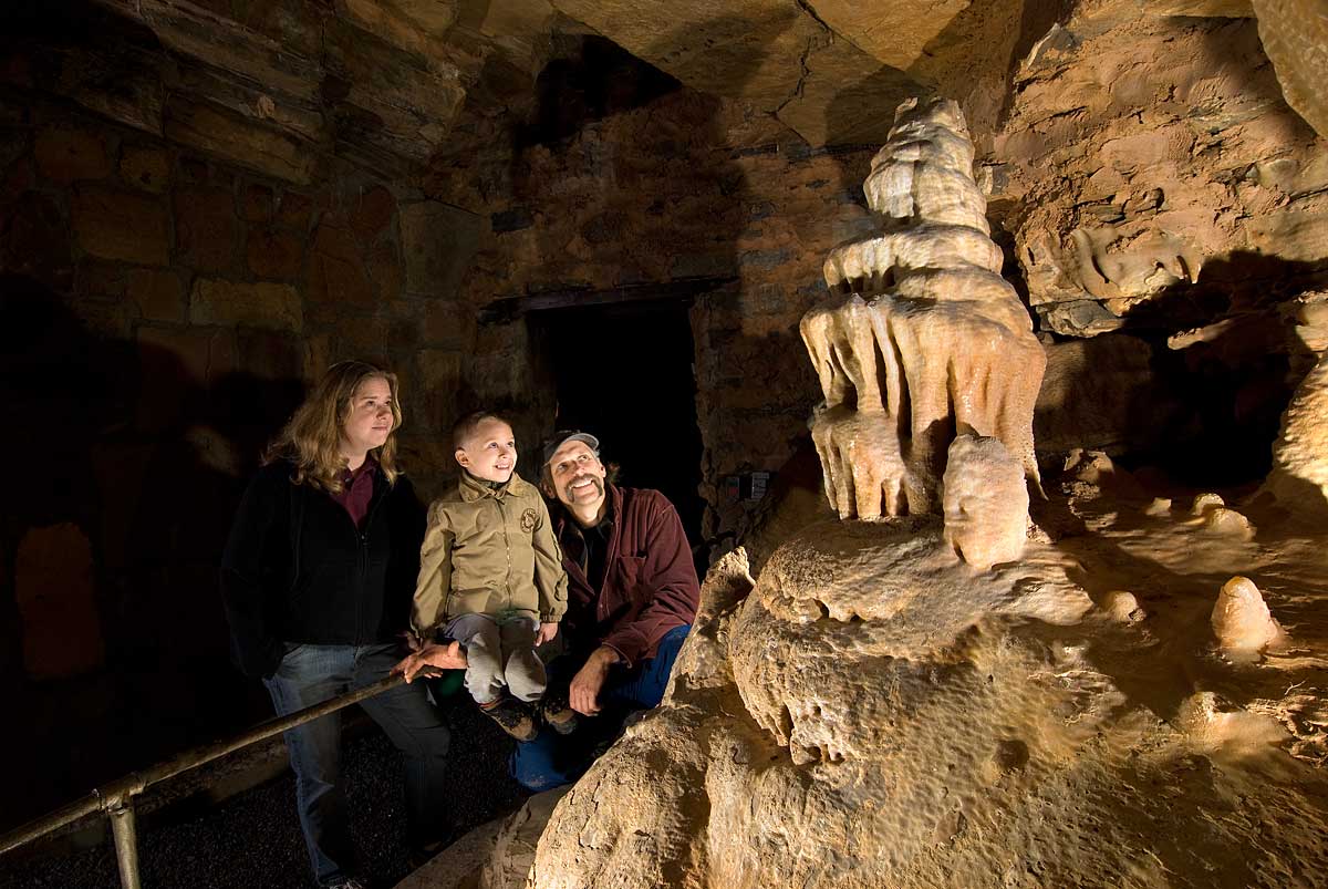 Lincoln Caverns in Huntingdon, PA (6)