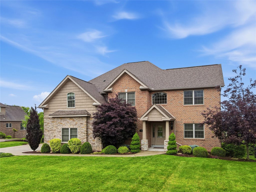 Sharon St. Clair- Certified Luxury Real Estate Agent- Howard Hanna in Pittsburgh, PA (5)