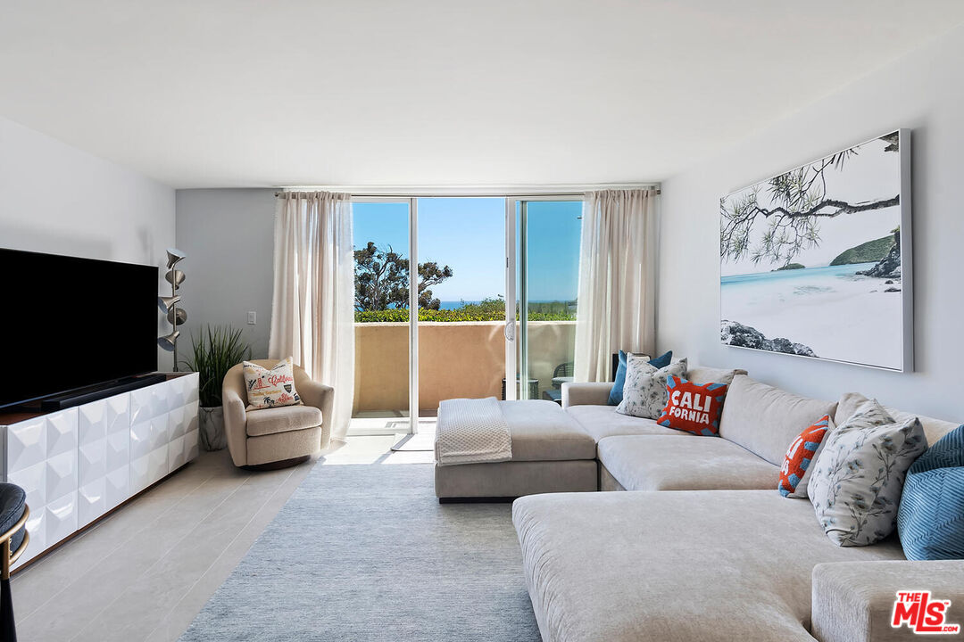 Denise Gieser Luxury Homes in Malibu, CA (2)