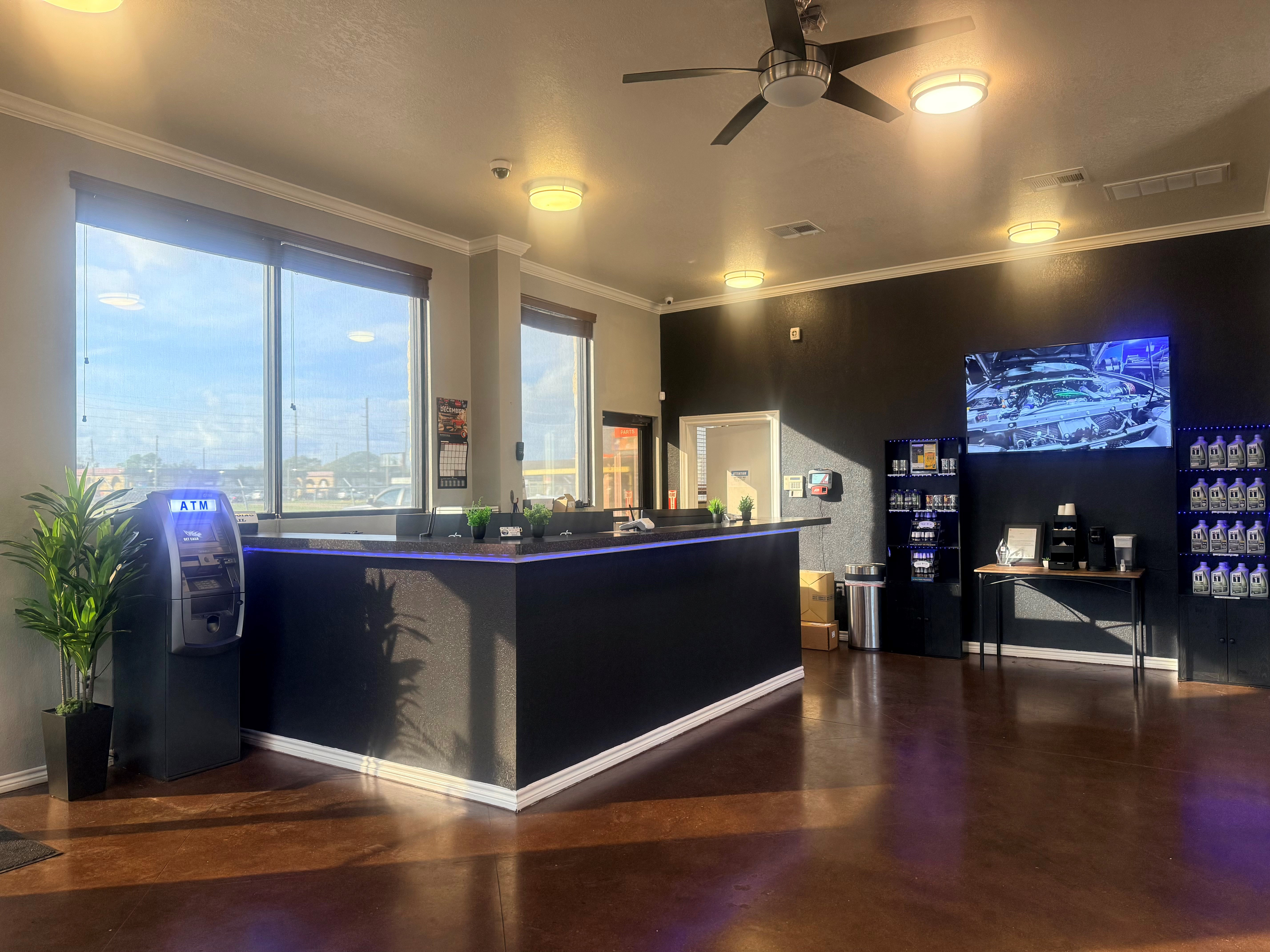 Shalom Auto and Body in Stafford, TX (2)