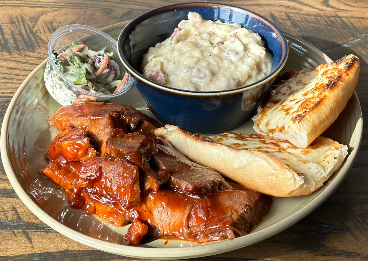 Clucker's Charcoal Chicken in Highwood, IL (4)