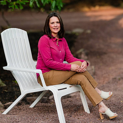 Cindy Derolf, Associate Broker at Pocono Area Realty Benz Group LLC in Lake Harmony, PA