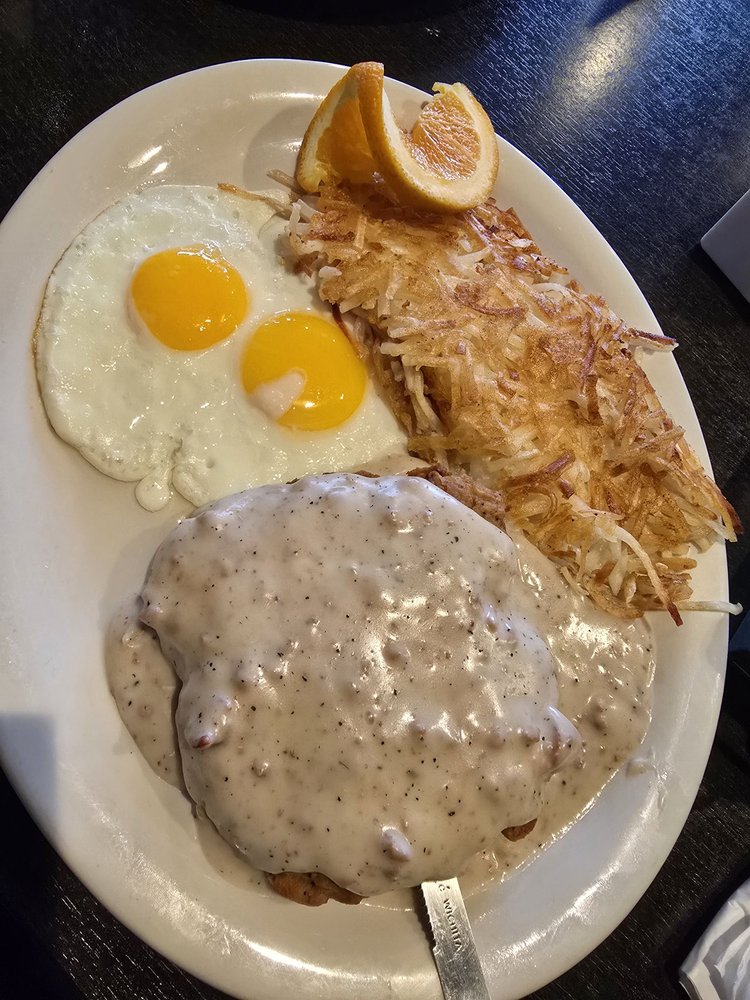 Aromas Restaurant in Fresno, CA (6)