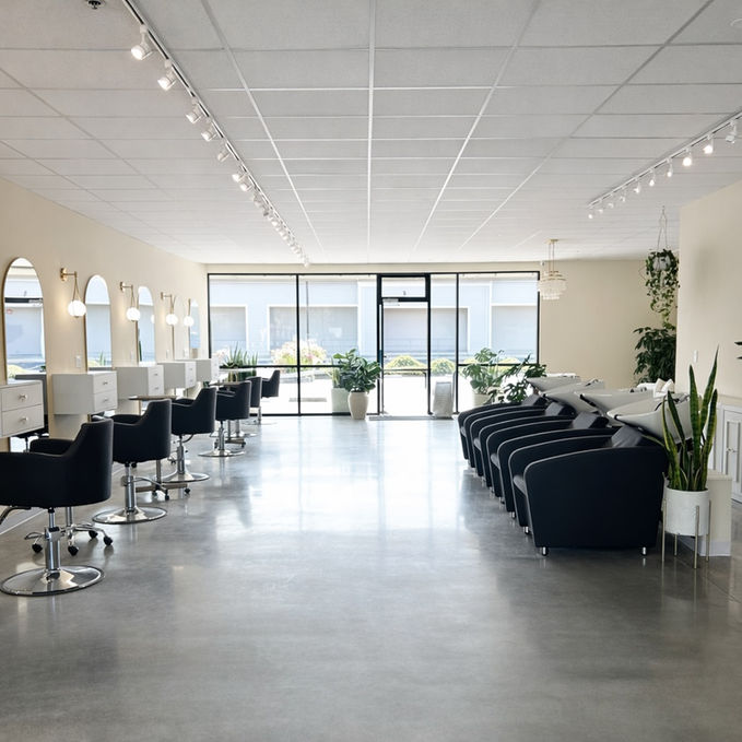Hendrix & Hue Salon in Santa Cruz, CA (4)