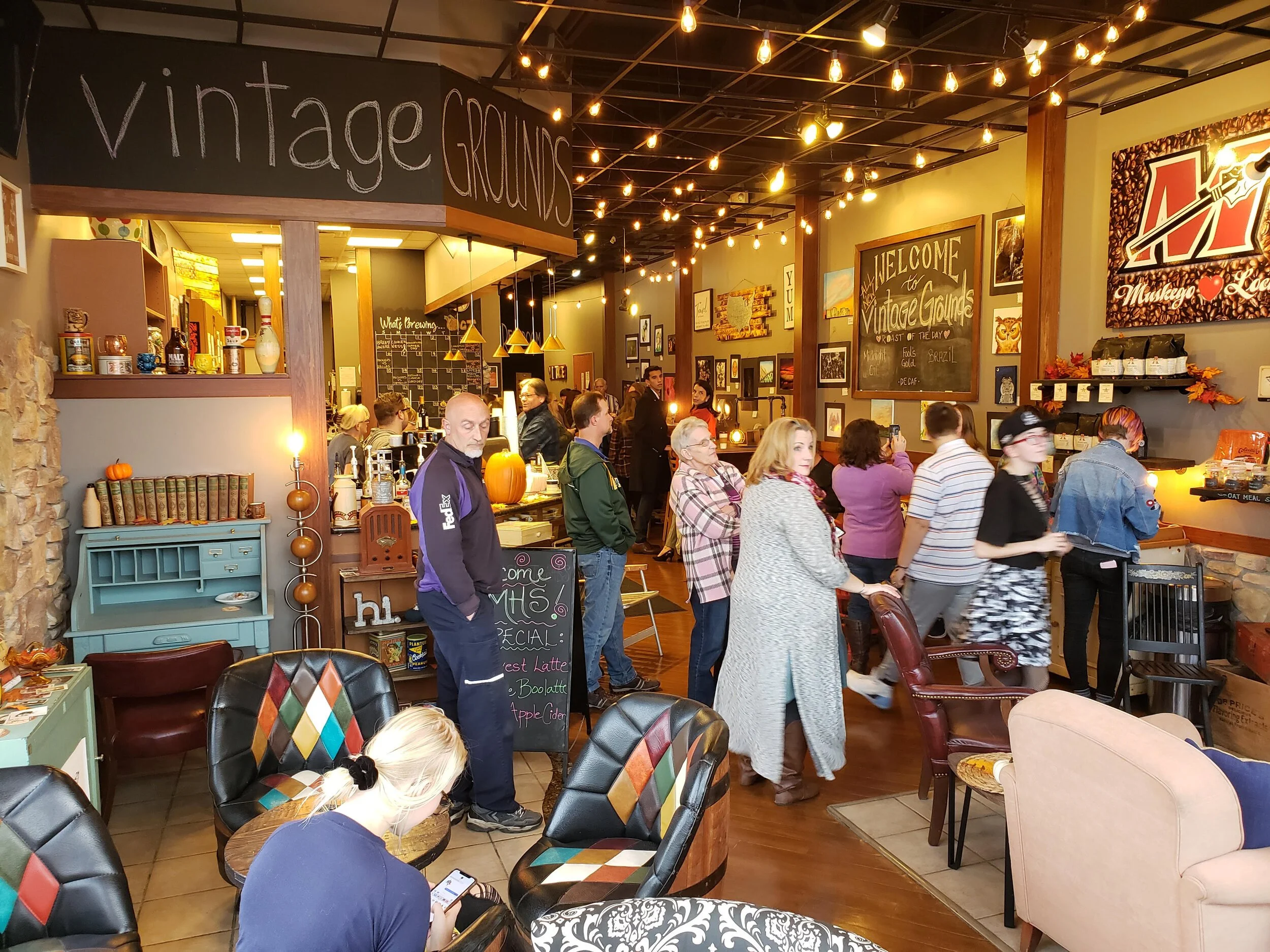 Vintage Grounds Coffeehouse in Muskego, WI (2)