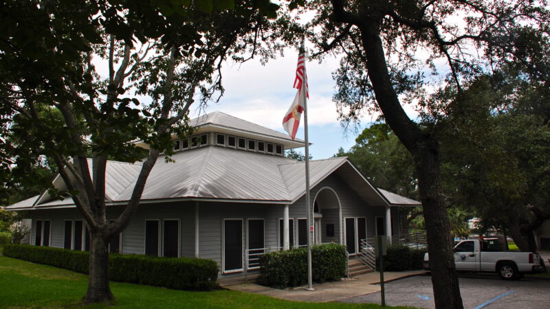 Cinco Bayou Town Office in Fort Walton Beach, FL (2)