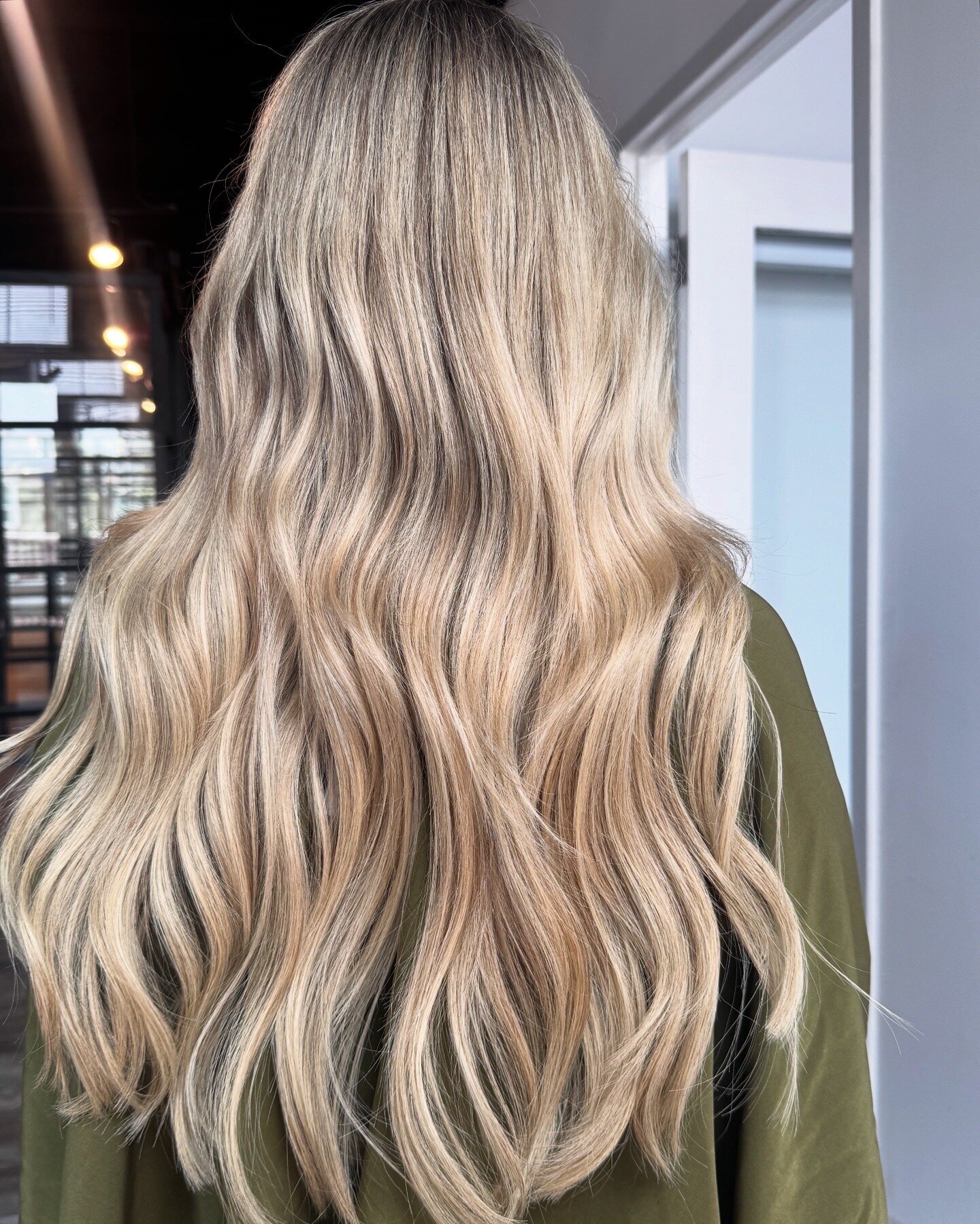 Opalite Salon and boutique in Vienna, VA (3)