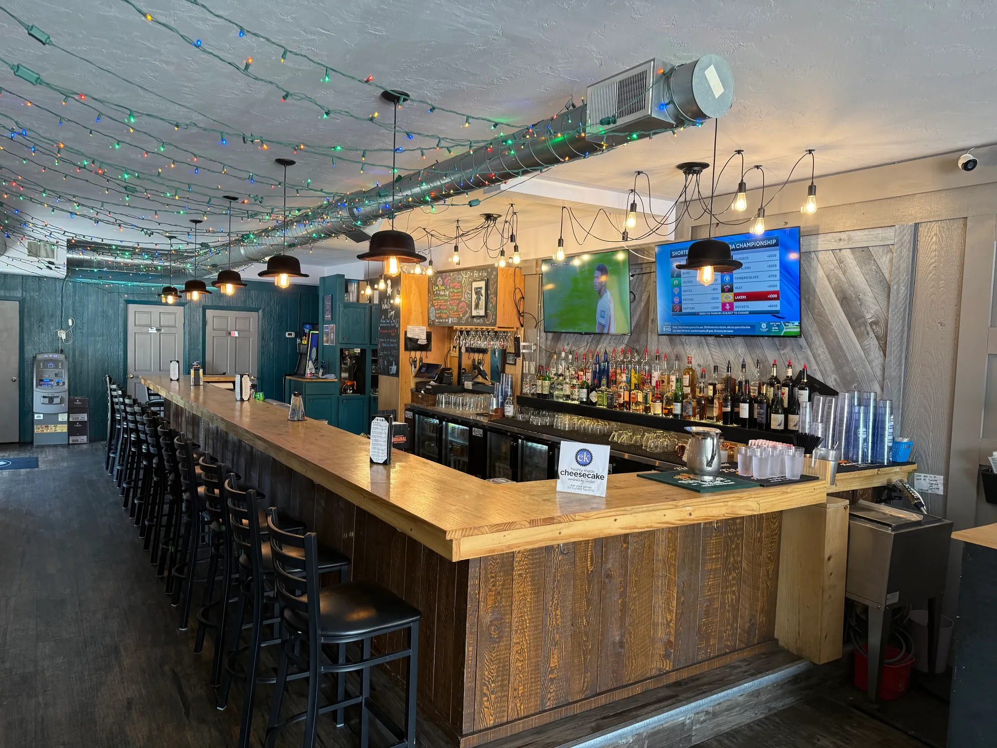 White Dog, Local Green Bay Eatery in Green Bay, WI