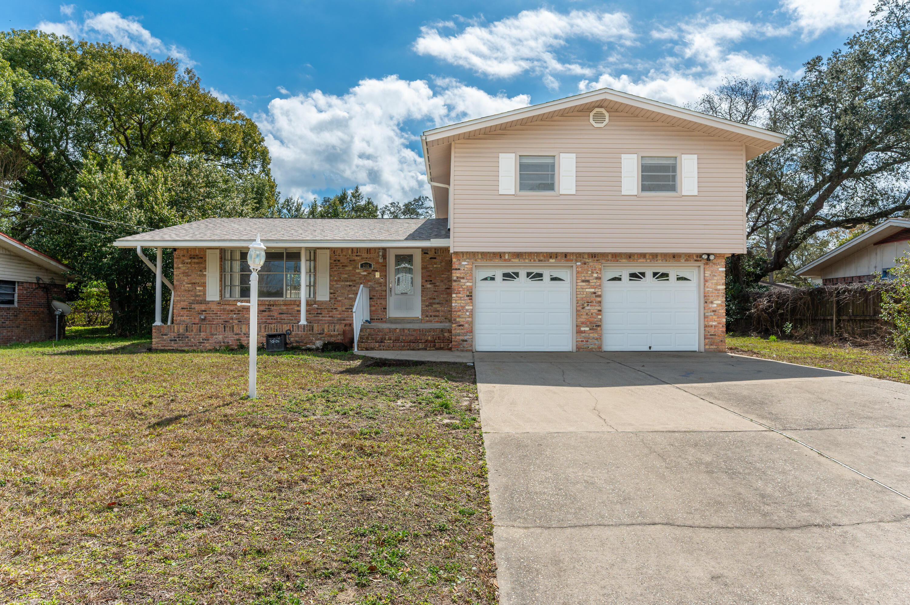 Jutta Schneider, Realtor @ Lucky Palms Realty in Fort Walton Beach, FL