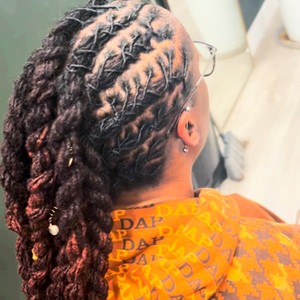 Avenue Lu Hair Lounge in Arlington, TX
