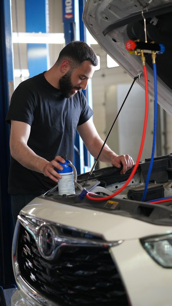 Top Gear Auto Care in Milwaukee, WI (3)