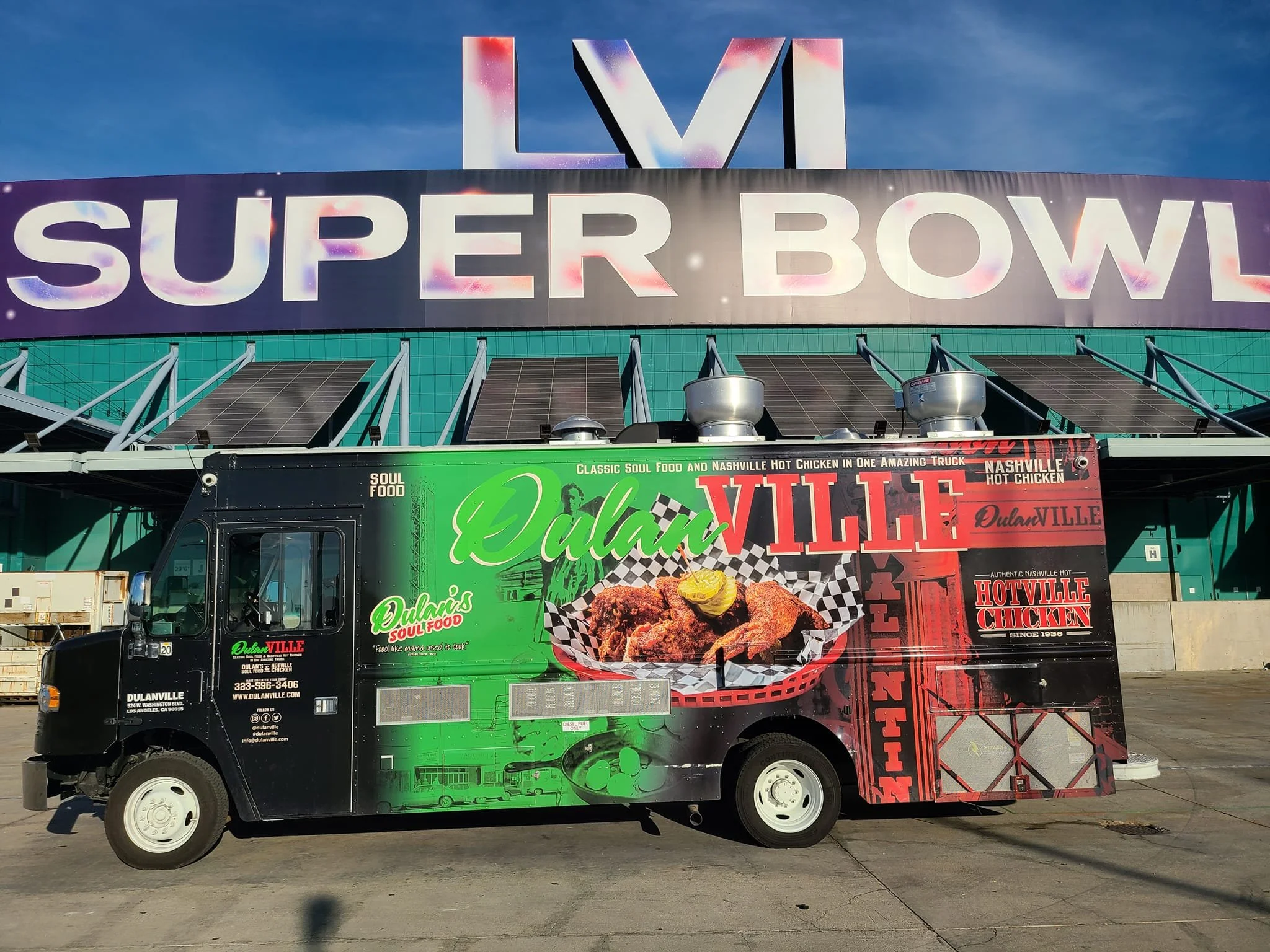 Hotville Chicken (DULANVILLE FOOD TRUCK) in Los Angeles, CA (3)