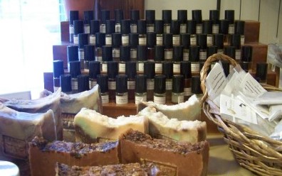 Vontries Couture Salon & Apothecary in Steubenville, OH