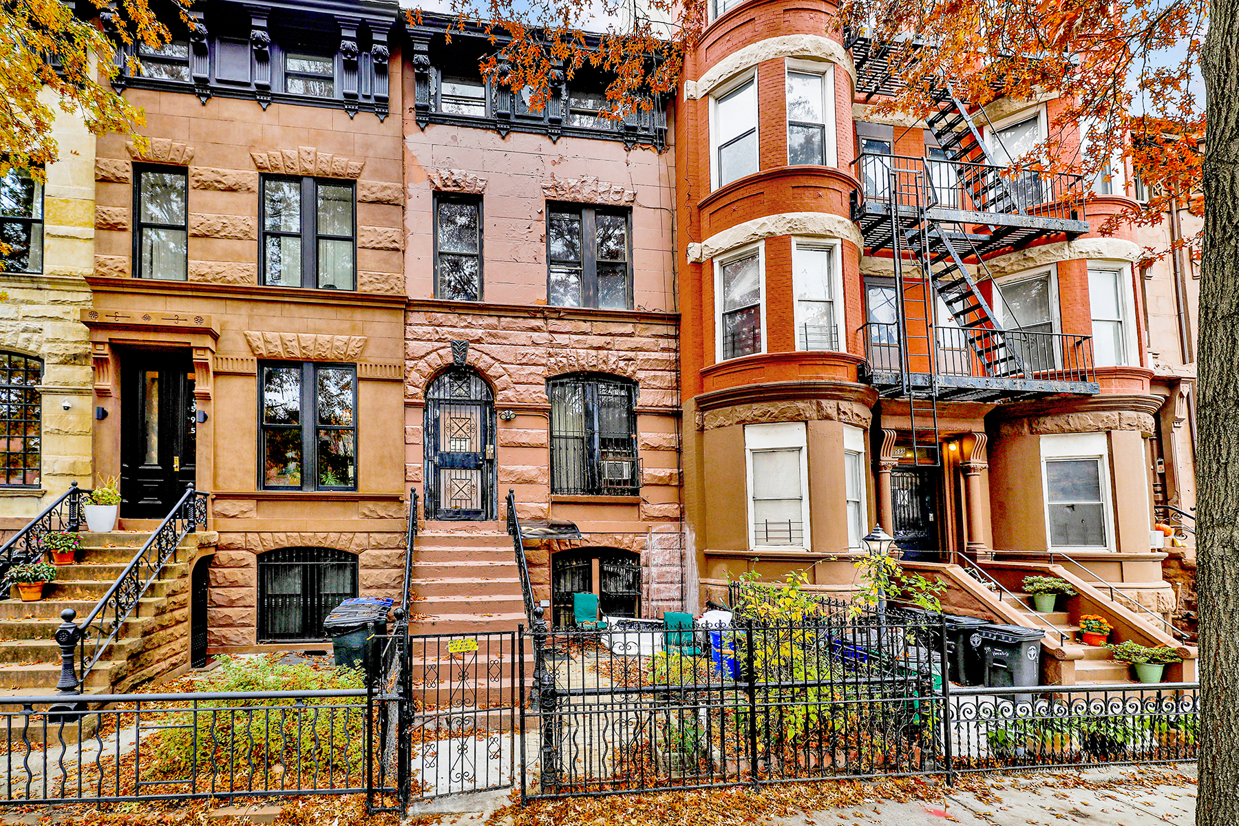 Lana Headley - Brooklyn Real Estate in Howard Beach, NY