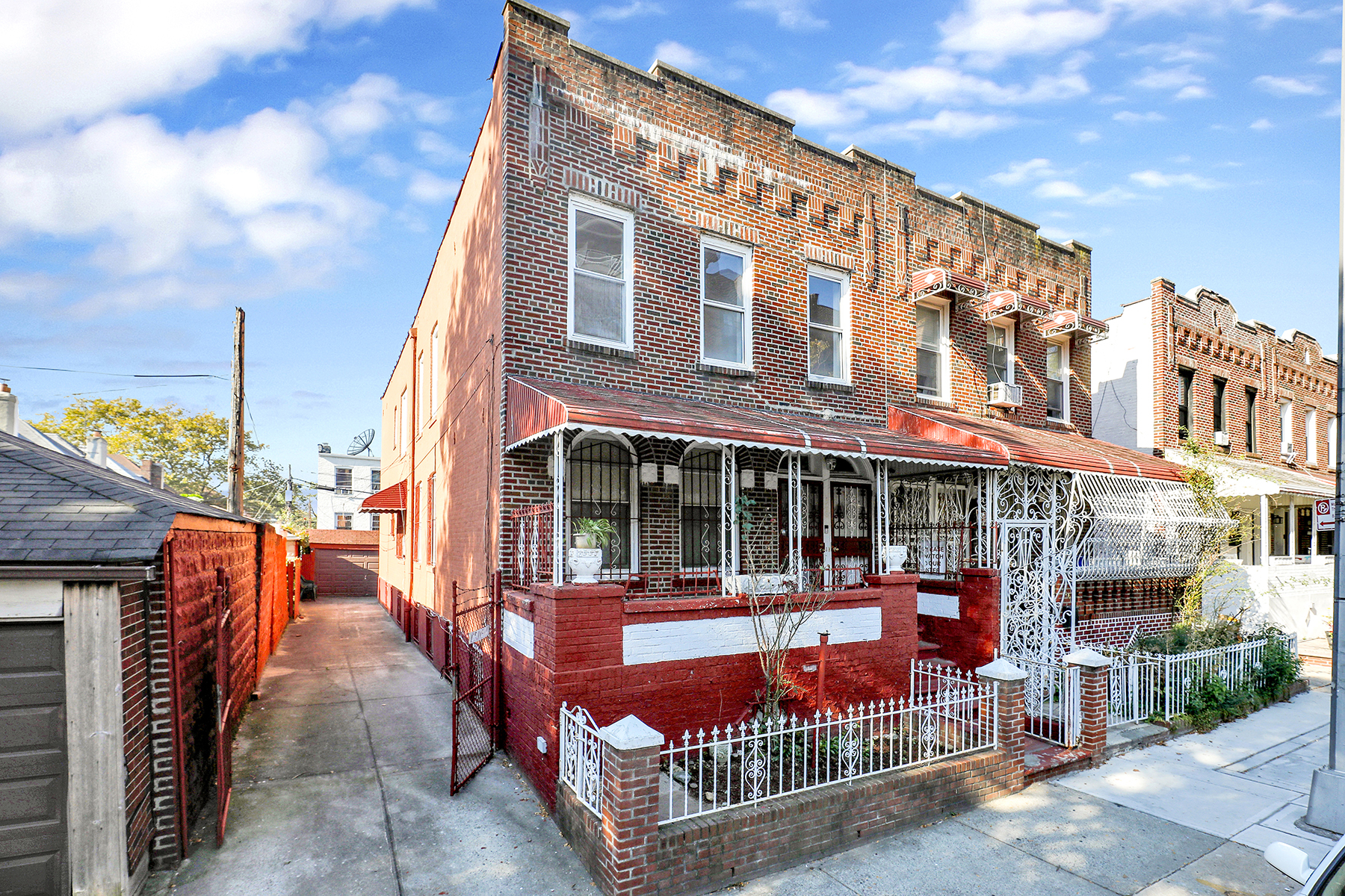 Lana Headley - Brooklyn Real Estate in Howard Beach, NY (6)