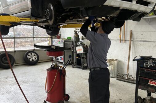Buffalo Grove Auto Center in Buffalo Grove, IL (6)