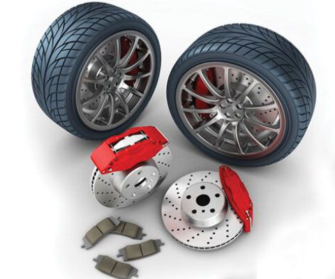 Lashua Automotive in Iola, WI