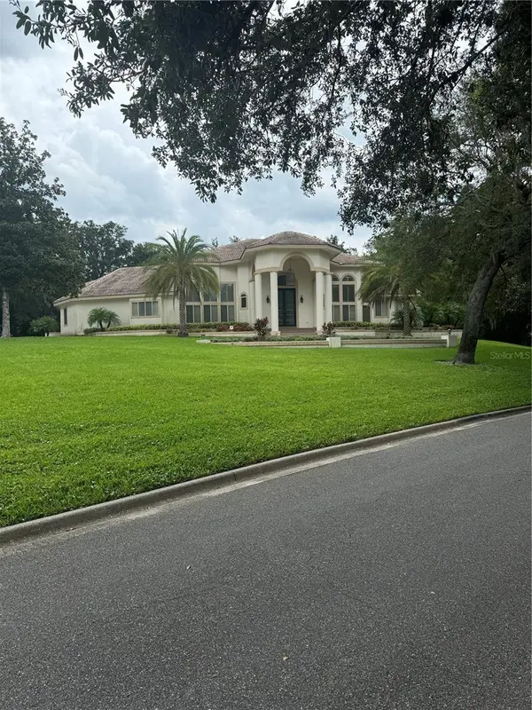 Ericka & Greg Stephens, Real Estate agents with LPT Realty in Longwood, FL (3)