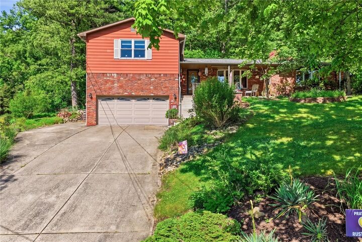 Cahla Downs, Realtor, Coldwell Banker Realty in Greensburg, PA (3)