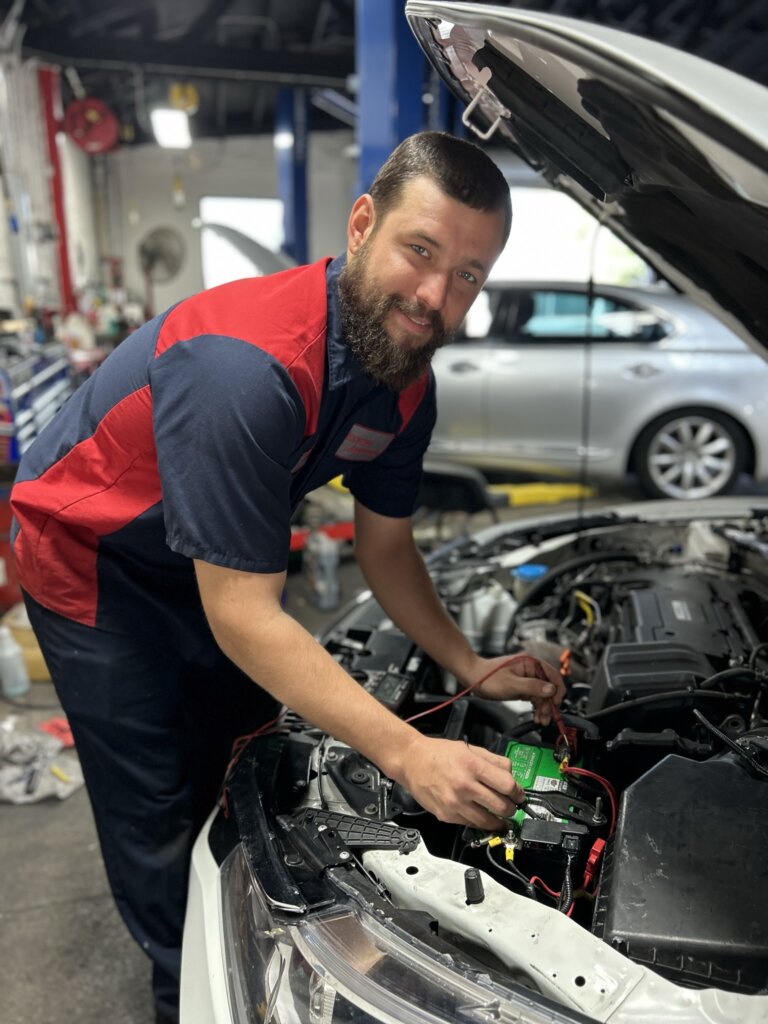 Accurate Autoworks in Pasadena, CA (6)