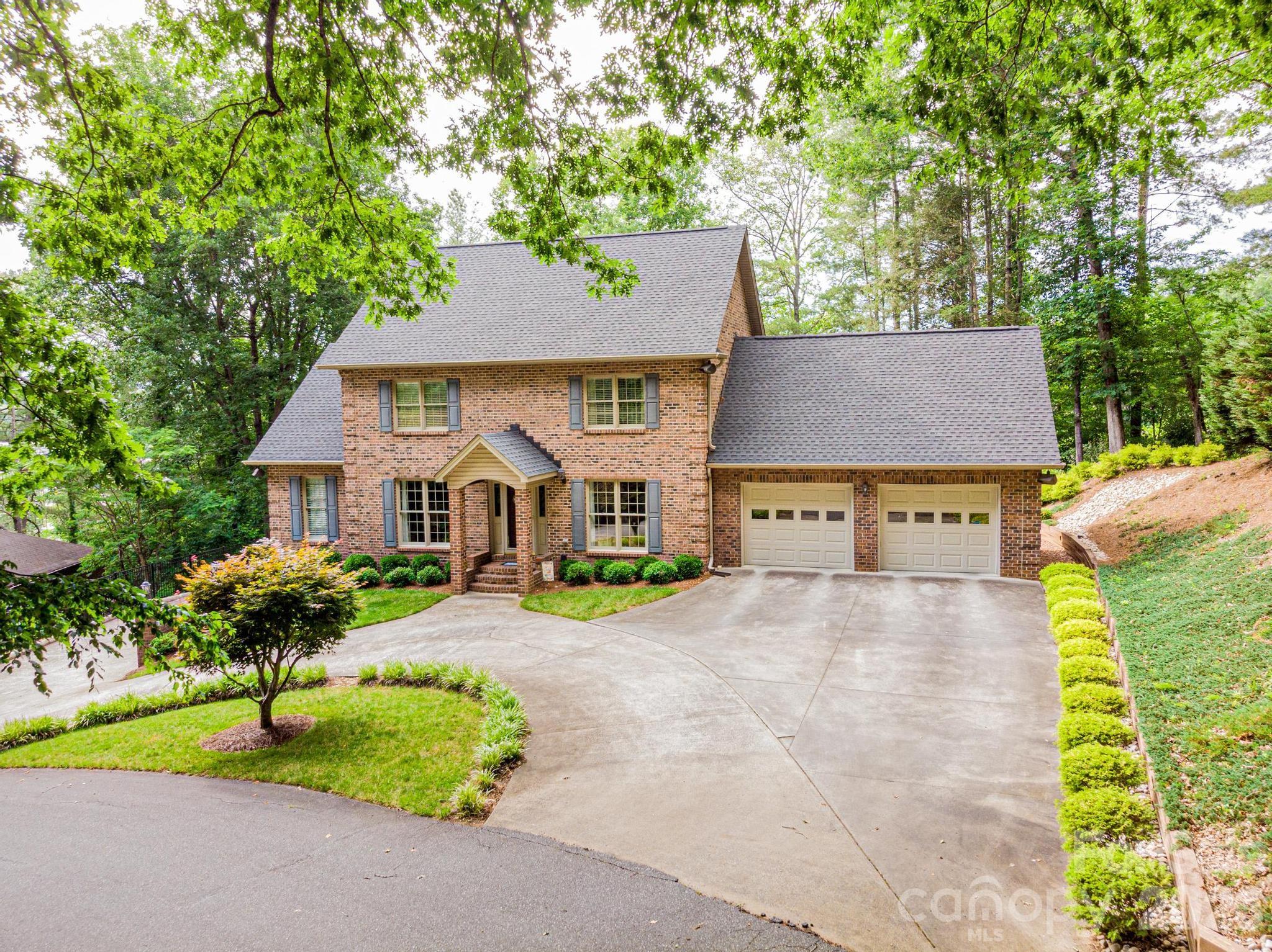 Baker Realty in Lenoir, NC