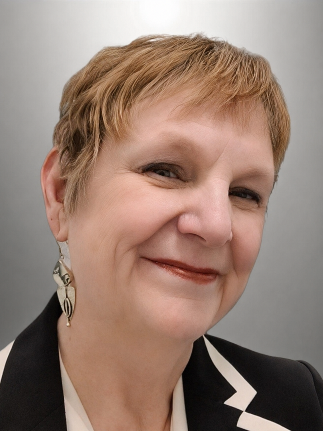 Medium Tracey Lockwood (Green Lynx LLC) in Farmville, VA