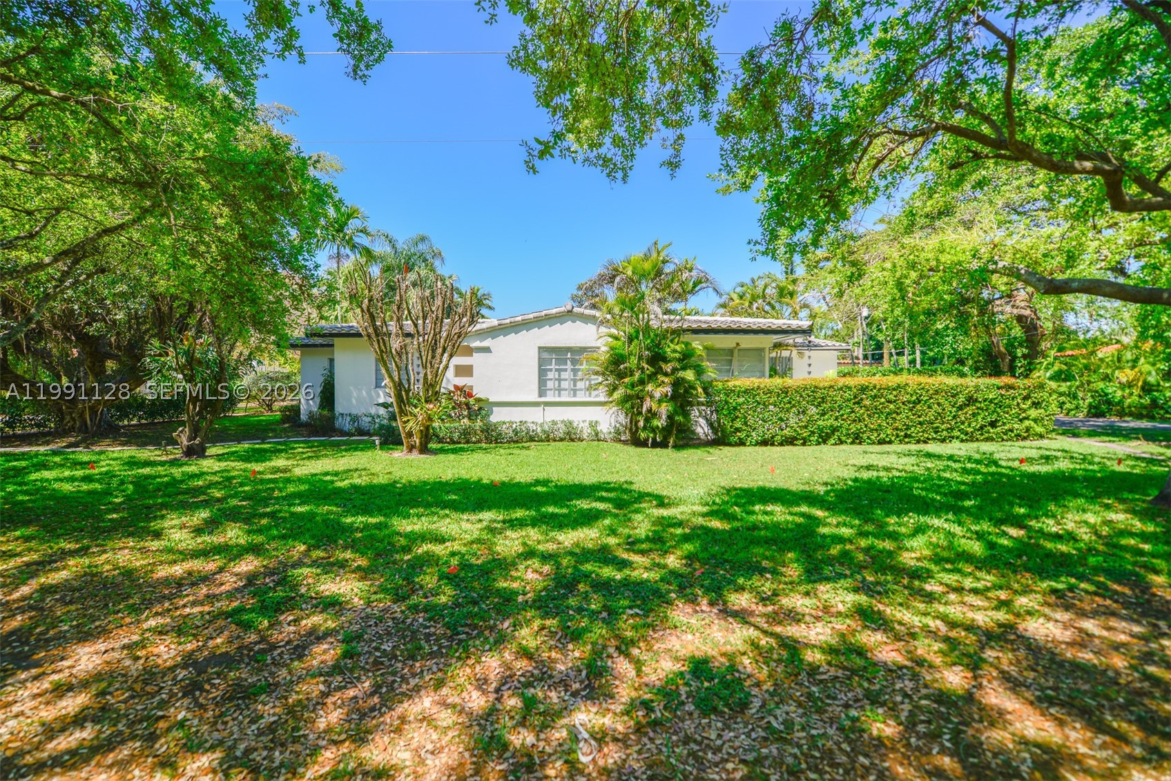 Beatriz Navarro Goudie, Antilles Realty in Coral Gables, FL