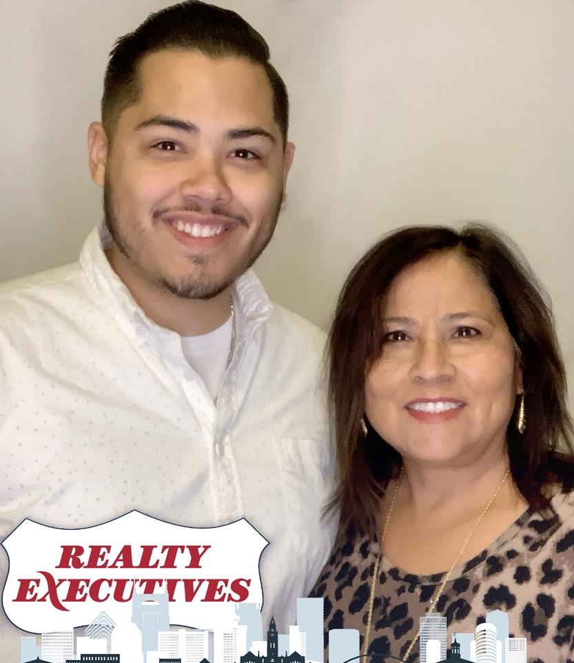 Rosa Andersen Group at Realty Executives Midwest in Darien, IL (2)