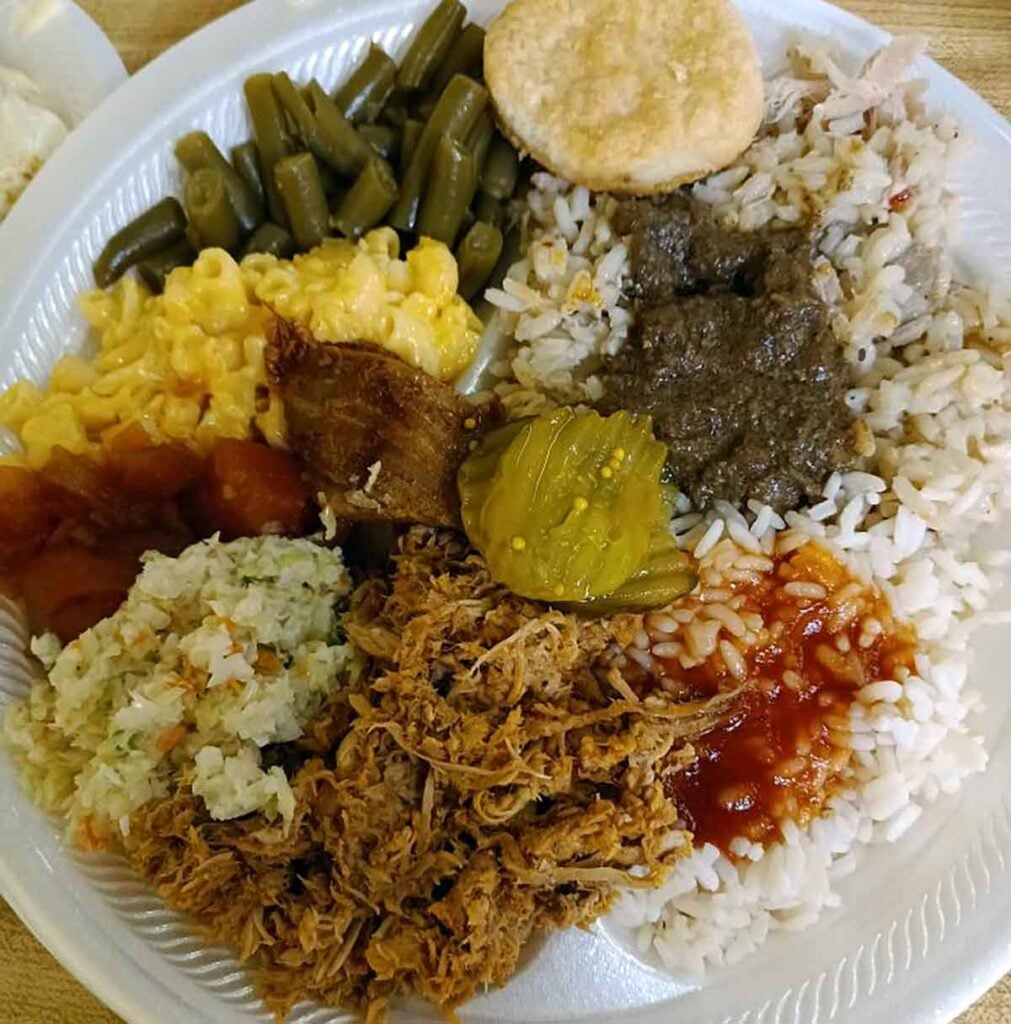 Country Cousins BBQ in Olanta, SC (2)