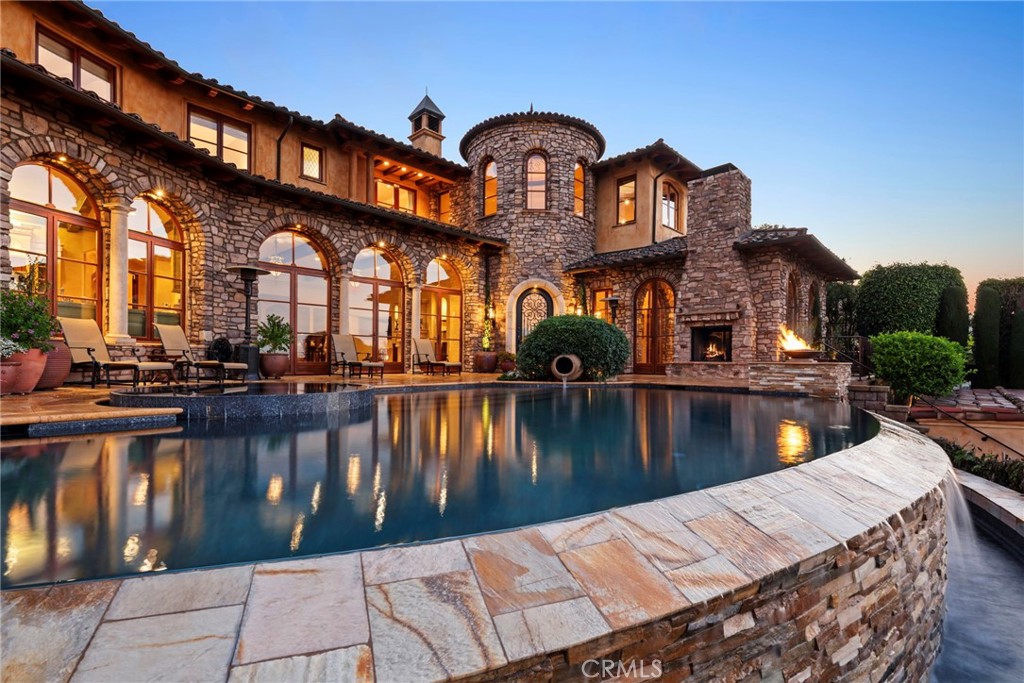 Caskey Real Estate Group in Manhattan Beach, CA (2)