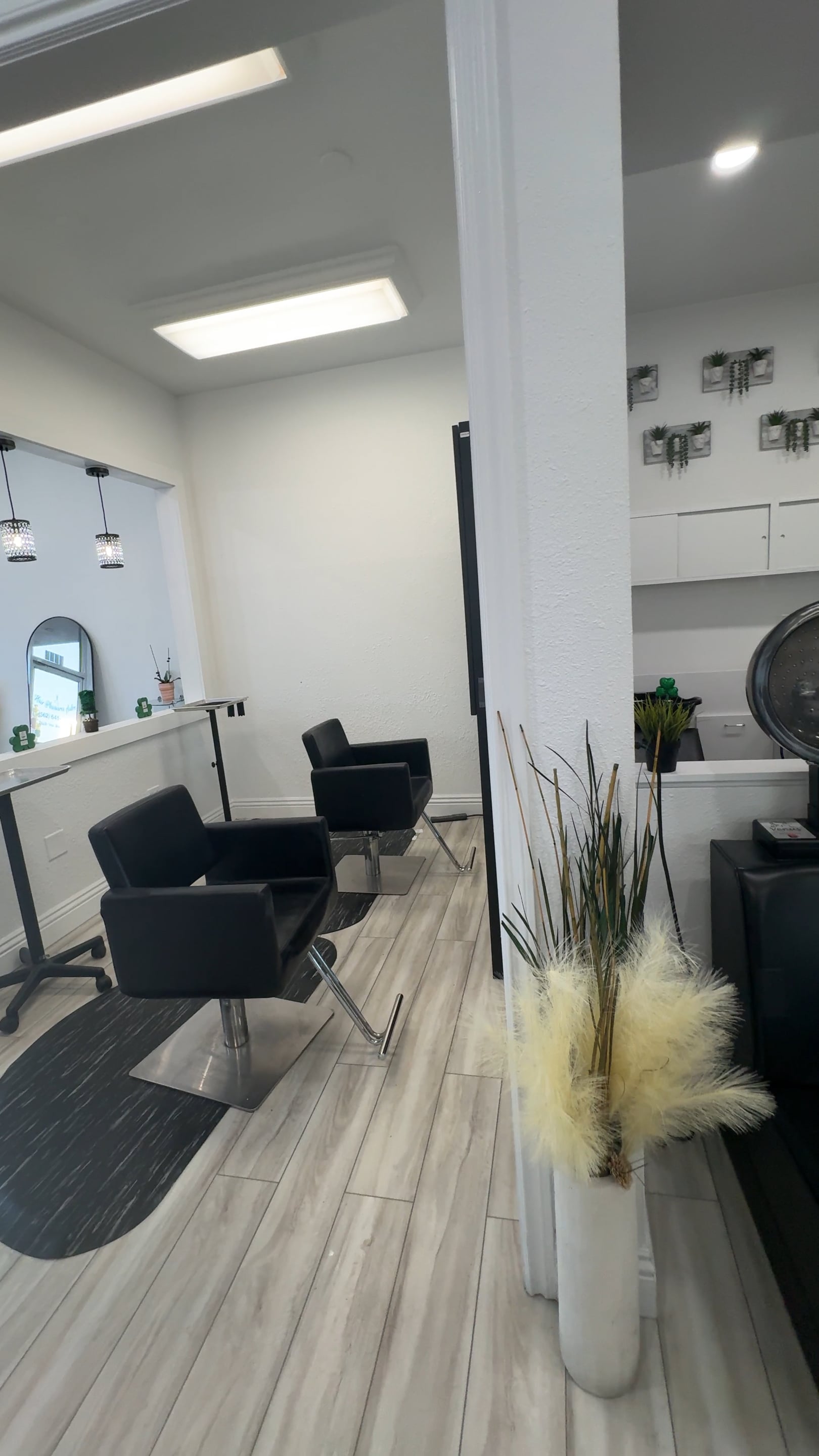 Hair Pleasures Salon in La Habra, CA